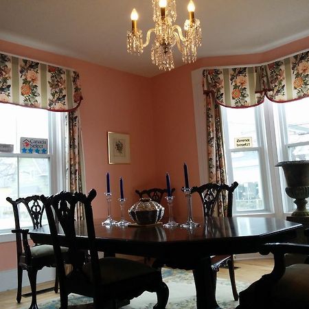 Fairmont House Bed & Breakfast Mahone Bay Esterno foto