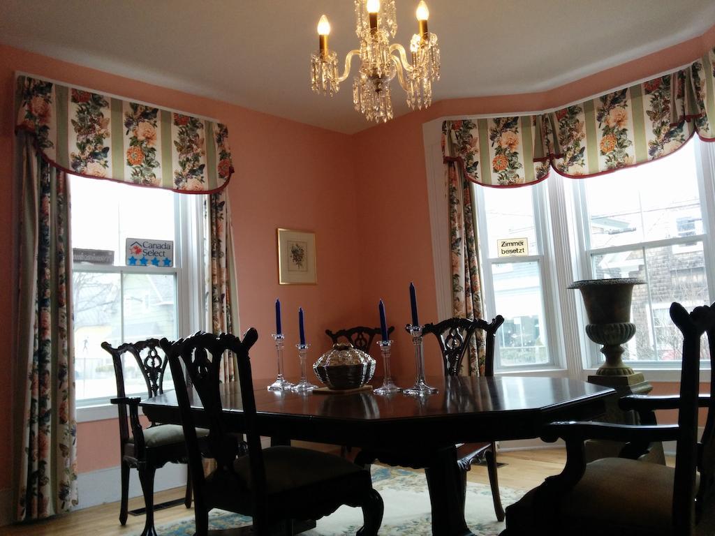 Fairmont House Bed & Breakfast Mahone Bay Esterno foto